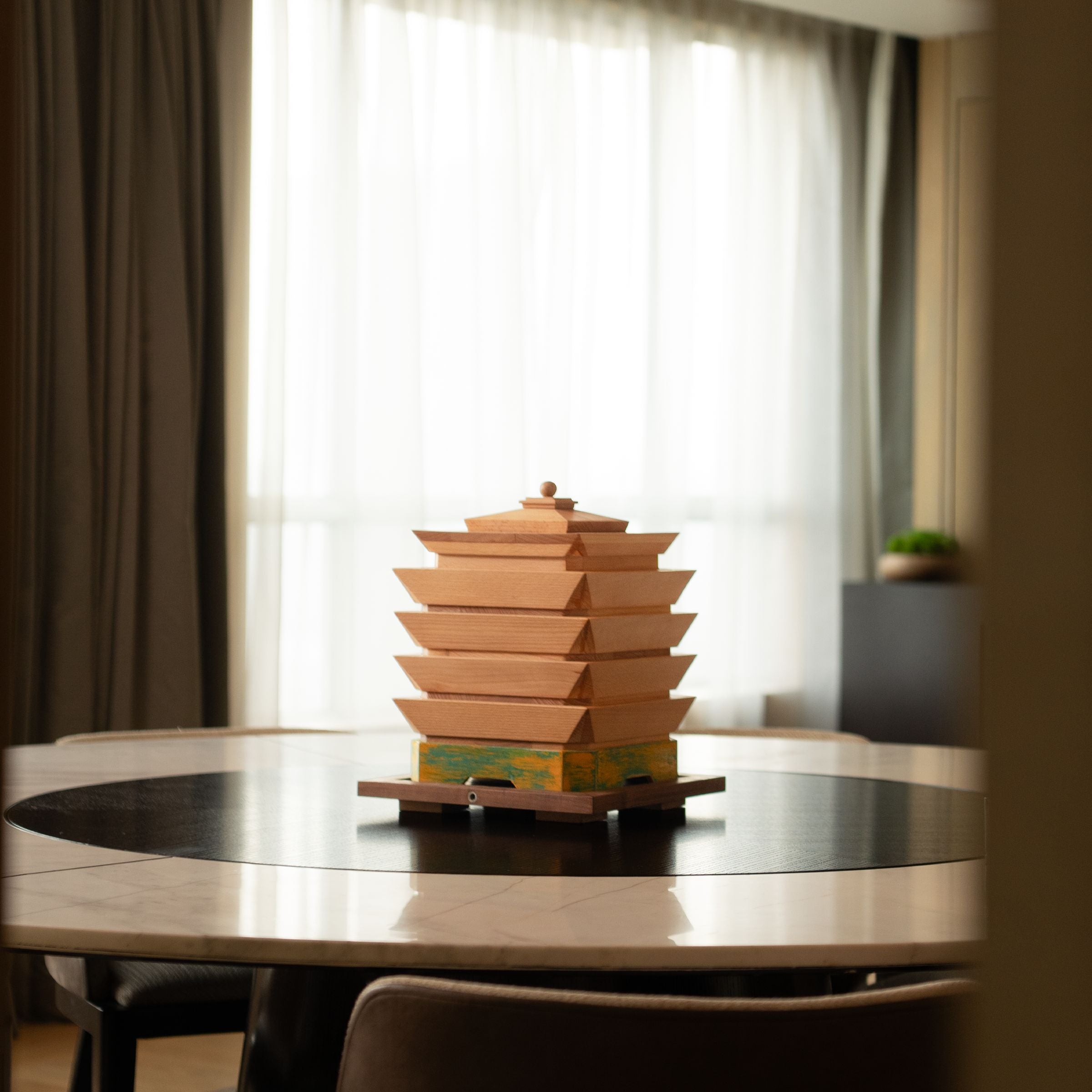 luxury-housewarming-gifts