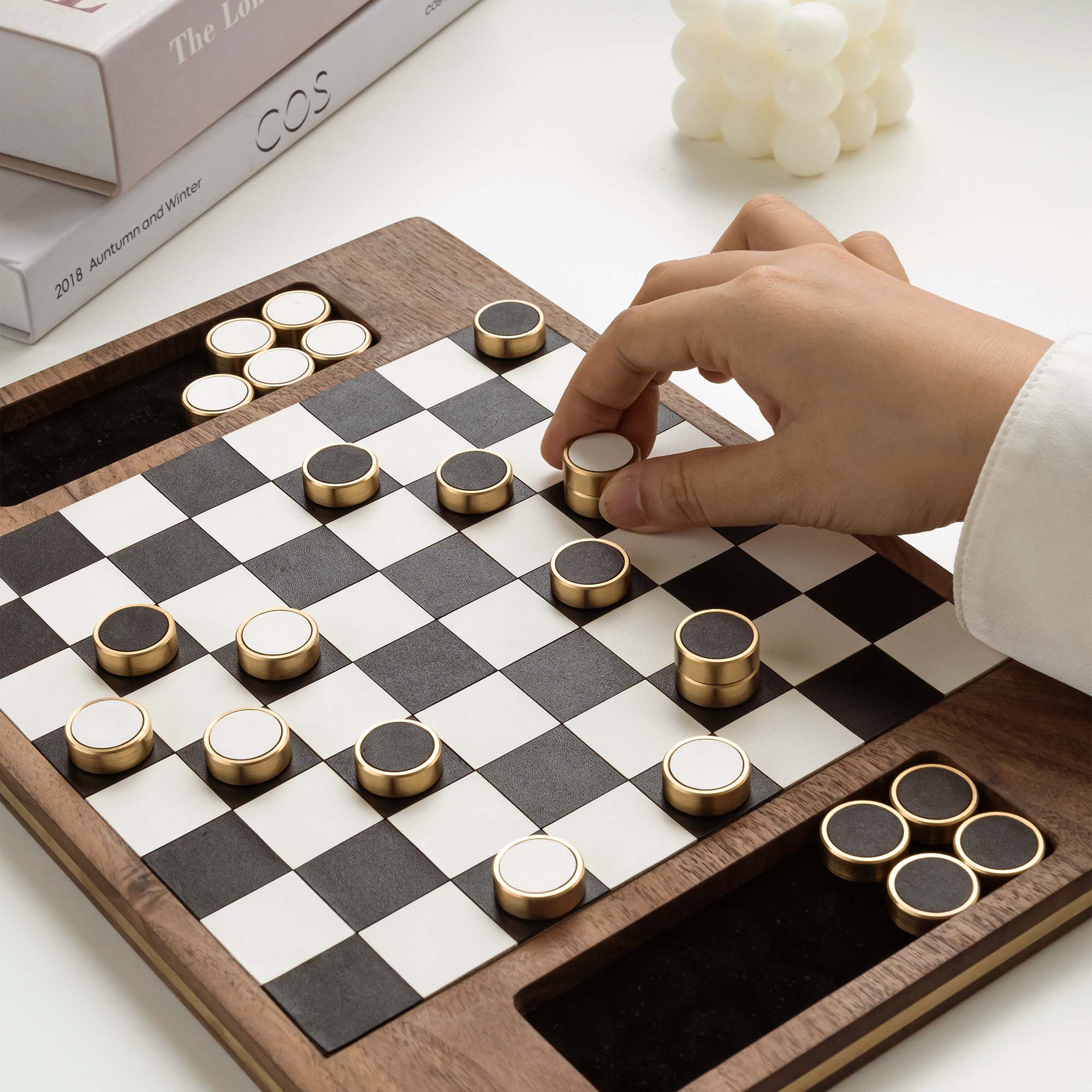 Deluxe Magnetic Wooden Checker